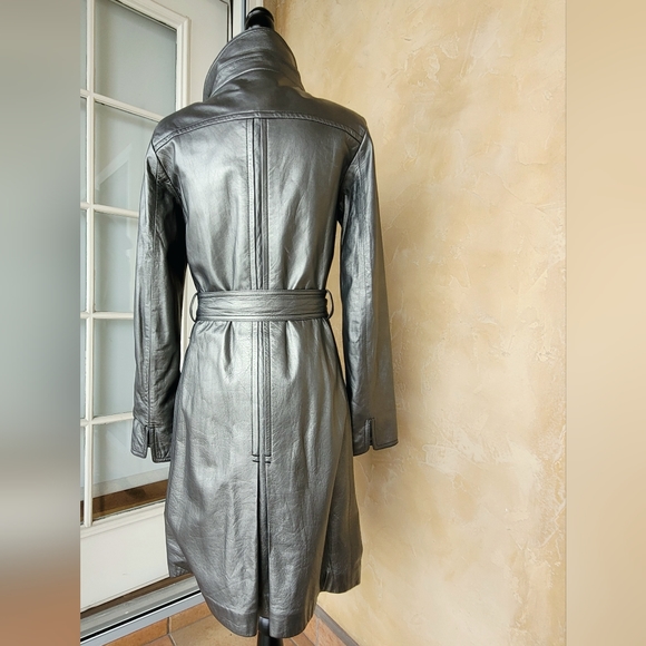 Elie Tahari Leather Coat, Unique, Pewter, Gunmetal Metallic, Silver Colors. XS. - Picture 3 of 11